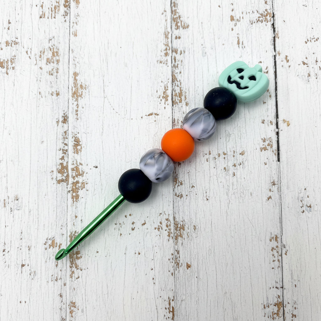 Green jack-o’-lantern Crochet Hook, handmade handmade gift