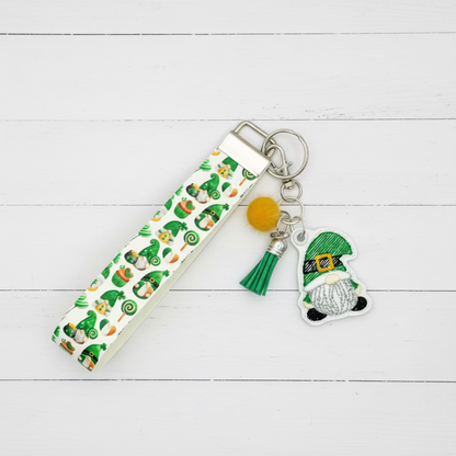 St. Patrick’s Day Gnome Keychain and Wristlet, handmade keychain wristlet